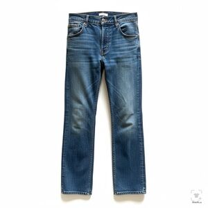 Esprit Women's Straight Jeans in Medium Blue Wash 31x34